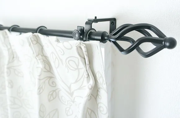 カーテンレール