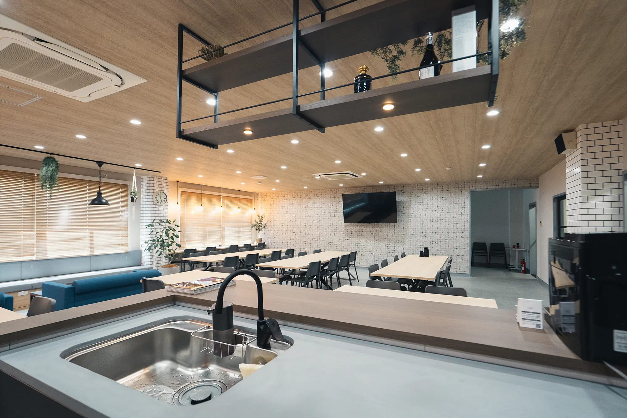 Cafeteria(社員食堂)