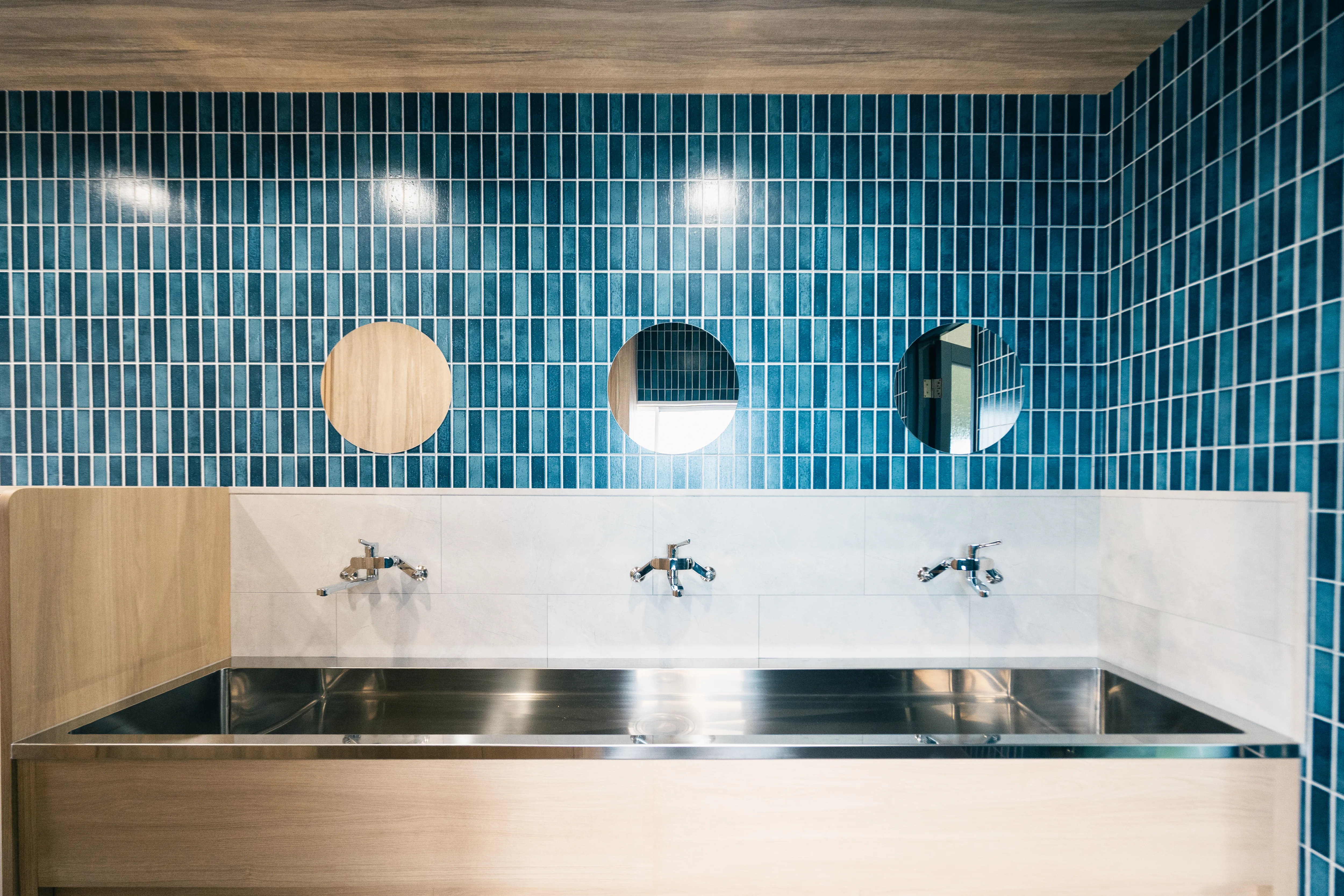 工場の手洗い場